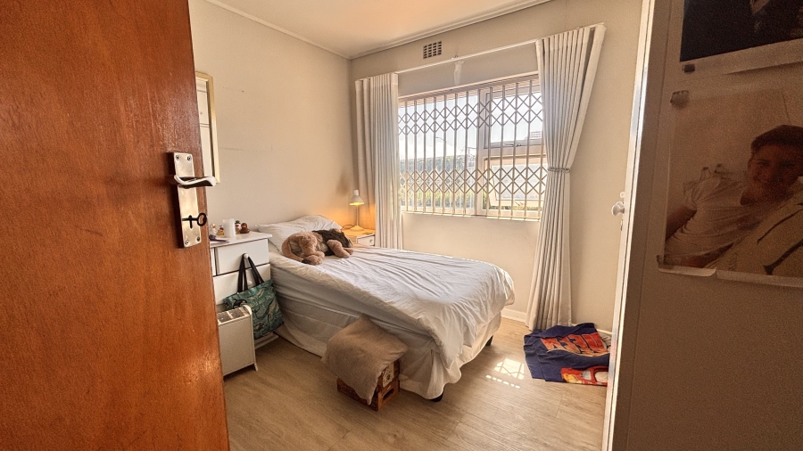 4 Bedroom Property for Sale in Kirstenhof Western Cape